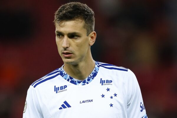 São Paulo se aproxima de acordo para trazer Juan Dinenno do Cruzeiro por empréstimo!